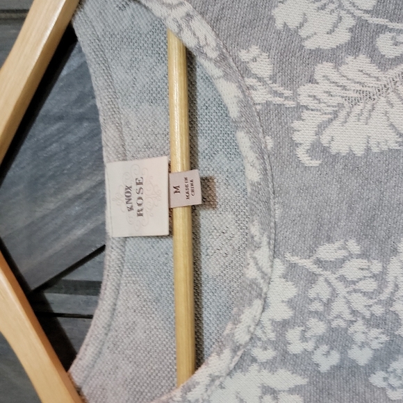 Women's Medium long sleeve top - Picture 3 of 4